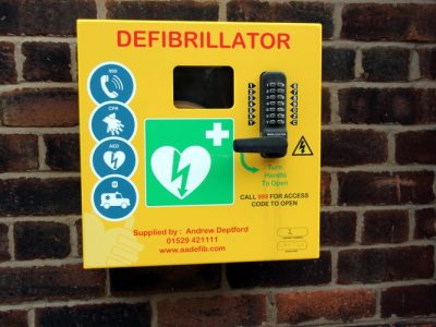 Cronton-Community-Centre-defibrillator